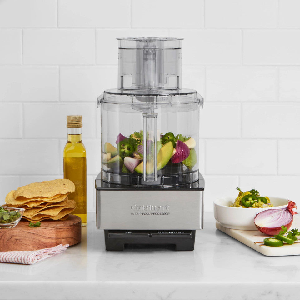 Cuisinart Custom 14™ Food Processor | 14-Cup 720W Food Processor